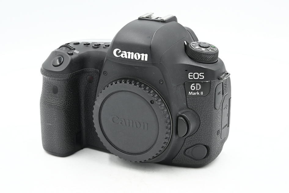 Зеркальный фотоаппарат Canon EOS 6D Mark II body (состояние 5-) (б/у)
