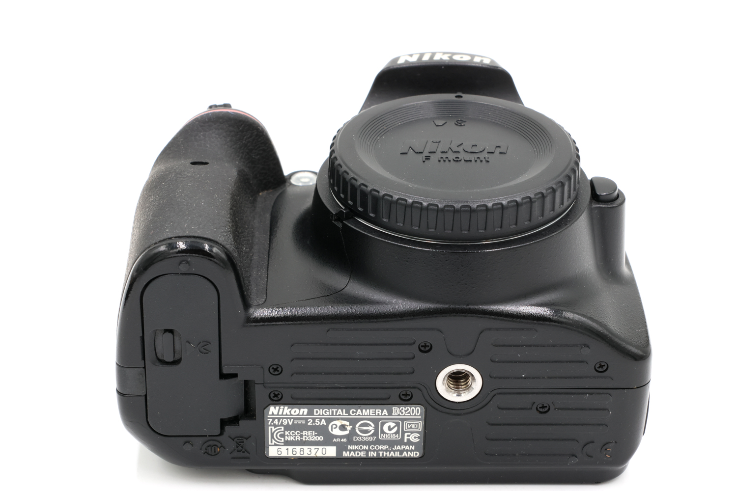 Зеркальный фотоаппарат Nikon D3200 Body (состояние 4) (б/у)