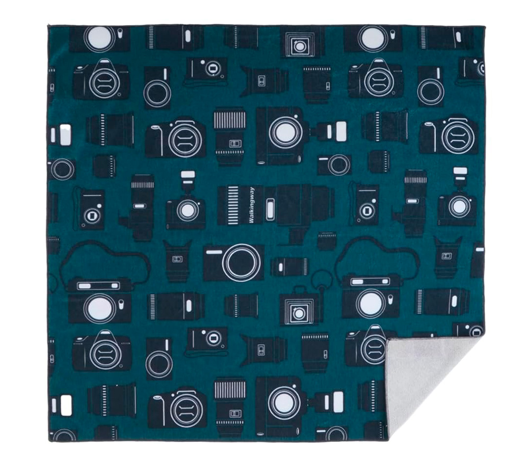 Чехол-обертка Walking Way Protective Wrap, рисунок Camera Pattern, 70х70 см