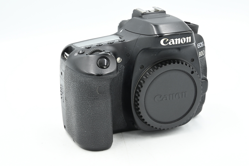 Зеркальный фотоаппарат Canon EOS 80D Body (состояние 4) (б/у)