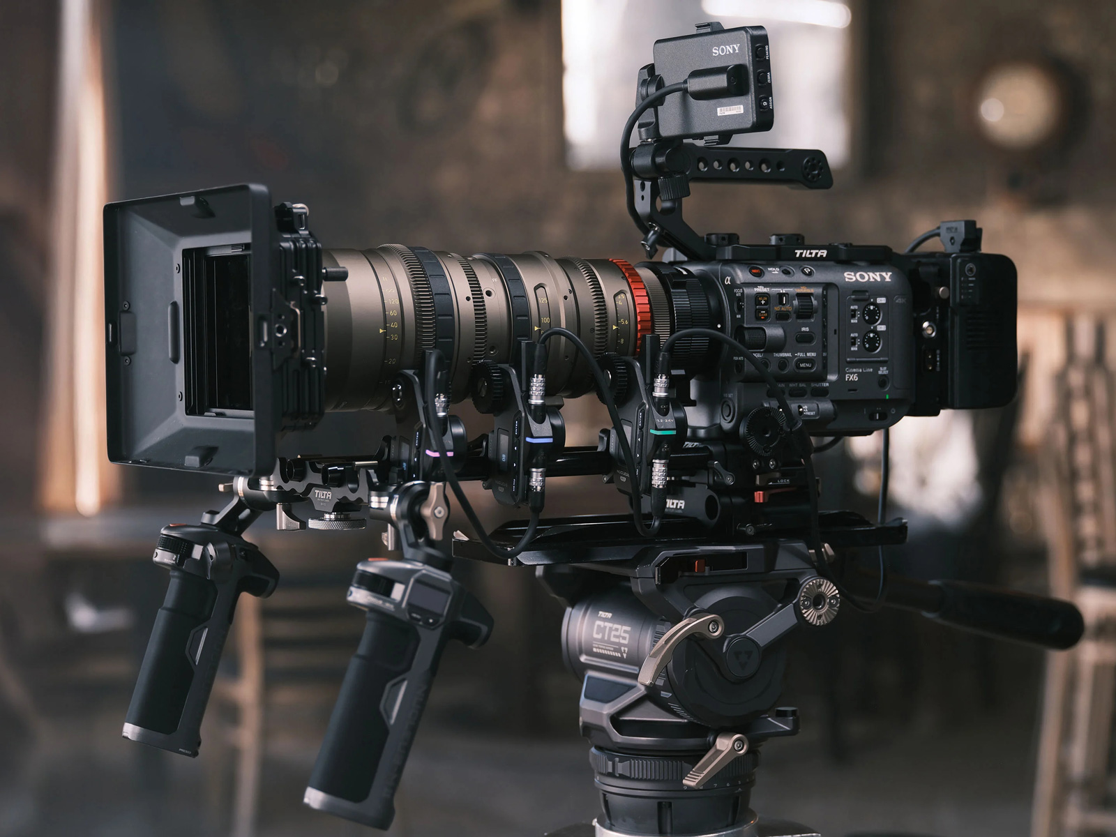 Комплект Follow Focus Tilta Nucleus-M II Ultimate Kit, 2 рукоятки + FIZ модуль + 2 мотора