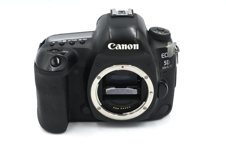 Зеркальный фотоаппарат Canon EOS 5D Mark IV Body (состояние 3) (б/у)