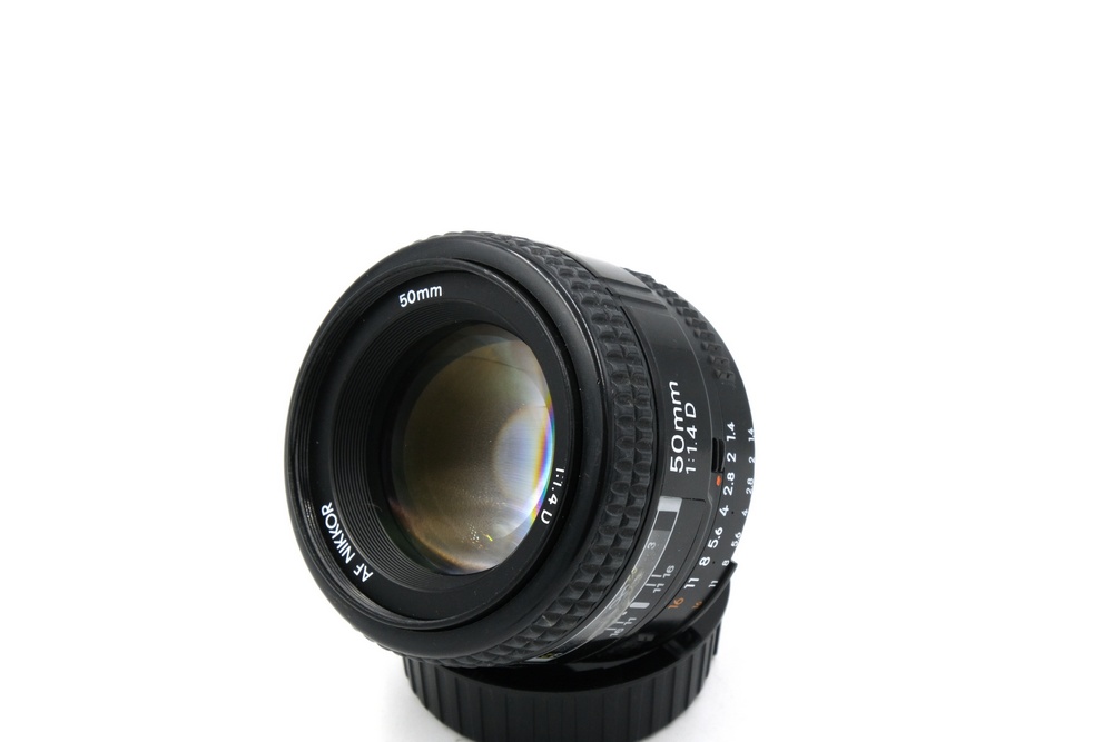 Объектив Nikon 50mm f/1.4D AF Nikkor (состояние 4-) (б/у)