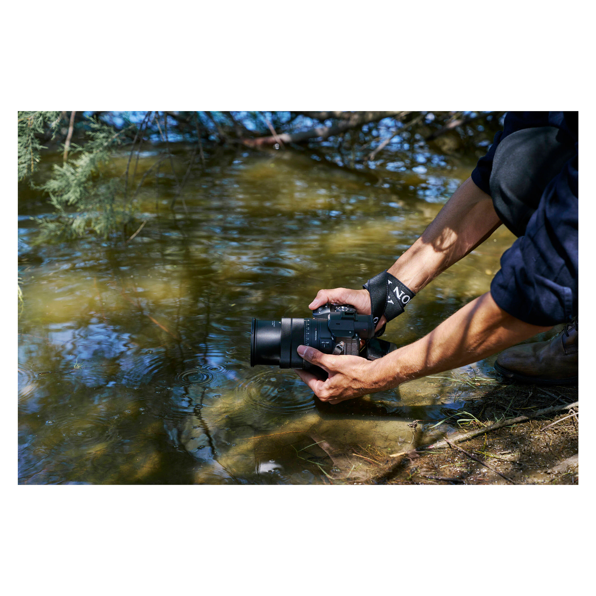 Компактный фотоаппарат Sony RX10 V (DSC-RX10M5)
