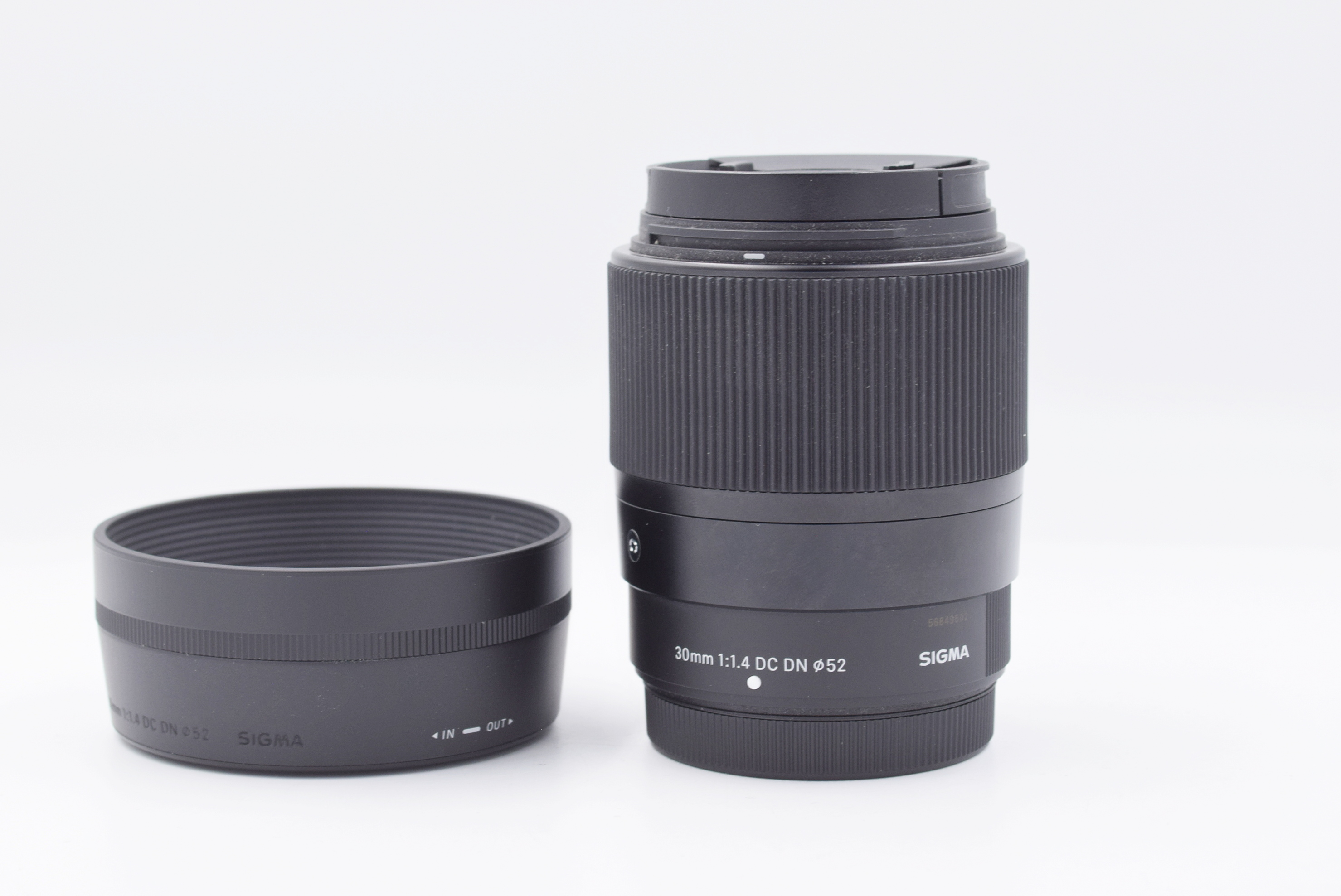 Объектив Sigma 30mm f/1.4 DC DN C Fujifilm X (состояние 5) (б/у)
