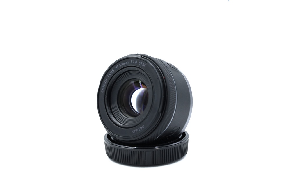 Объектив Canon RF 50mm f/1.8 STM (cocтояние Like New) (б/у)