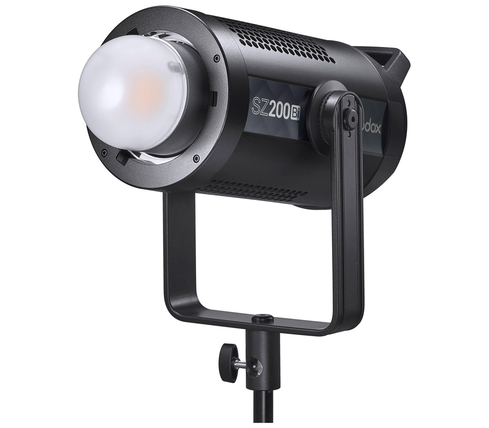 Осветитель Godox SZ200Bi, 200Вт,  2800K - 6500K, светодиодный