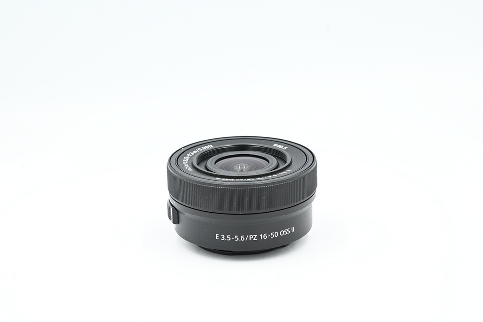 Объектив Sony E 16-50mm f/3.5-5.6 PZ OSS II (состояние Like New) (б/у)