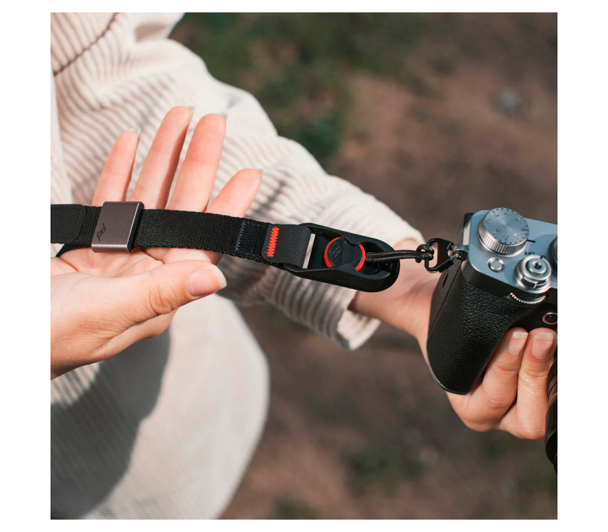 Ремень на запястье Peak Design Cuff, черный
