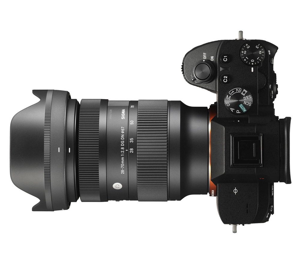 Объектив Sigma 28-70mm f/2.8 DG DN Contemporary Sony E