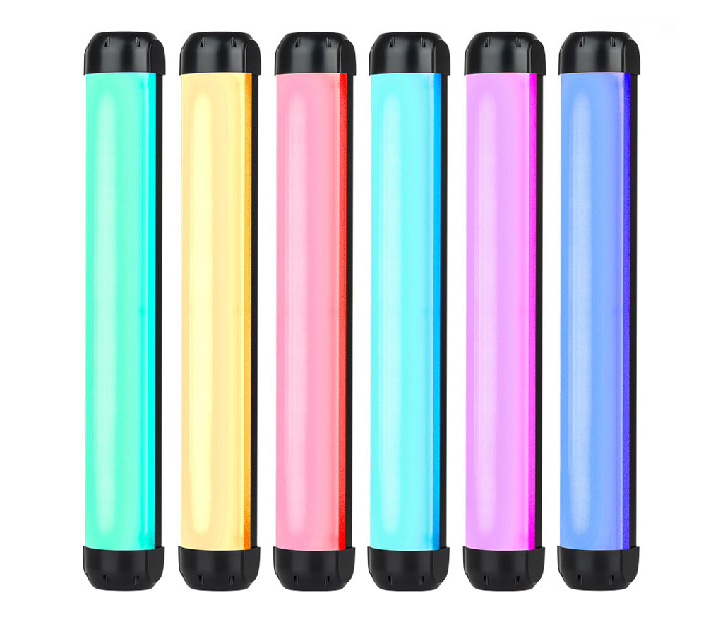 Осветитель Viltrox Weeylite K21, светодиодный, 2500-8500К, RGB, 8 Вт
