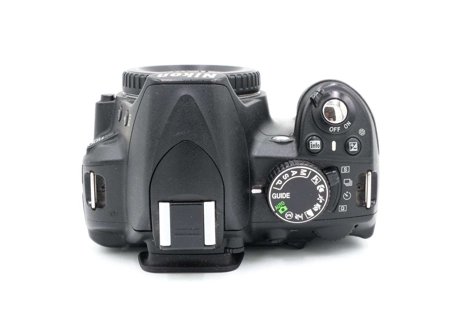 Зеркальный фотоаппарат Nikon D3100 Body (состояние 5-) (б/у)