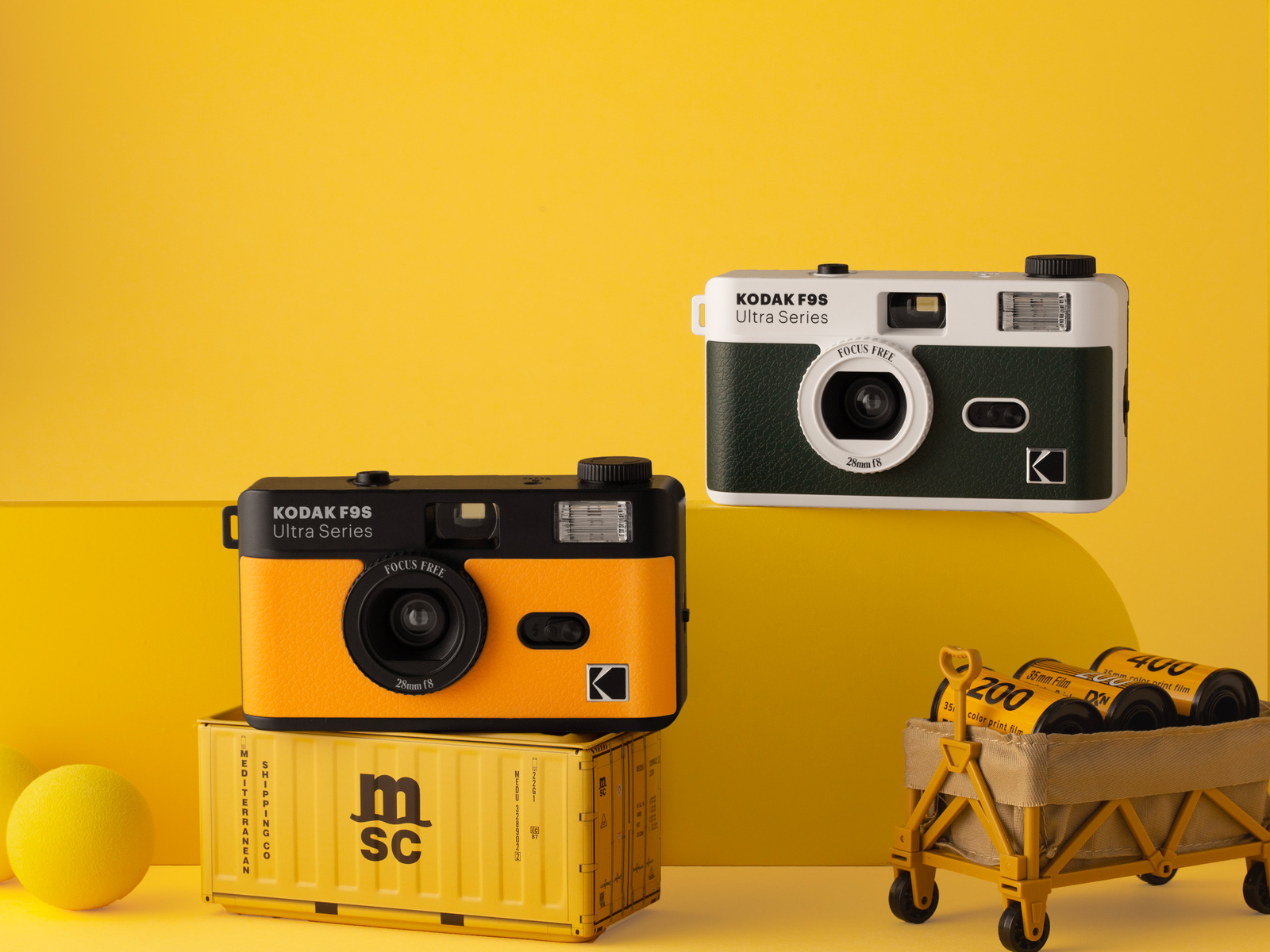 Плёночный фотоаппарат Kodak Ultra F9S Film Camera Yellow