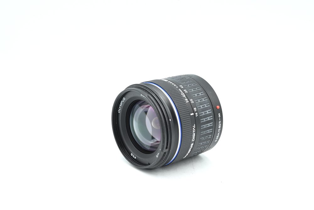 Объектив Olympus Zuiko 14-42mm f/3.5-5.6 (состояние 5-) (б/у)