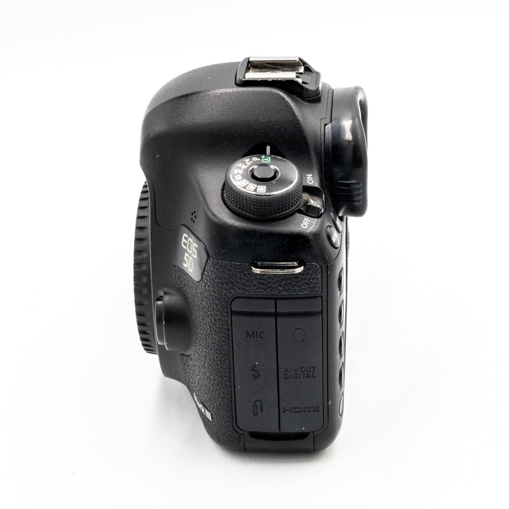 Зеркальный фотоаппарат Canon EOS 5D Mark III Body (состояние 4) (б/у)