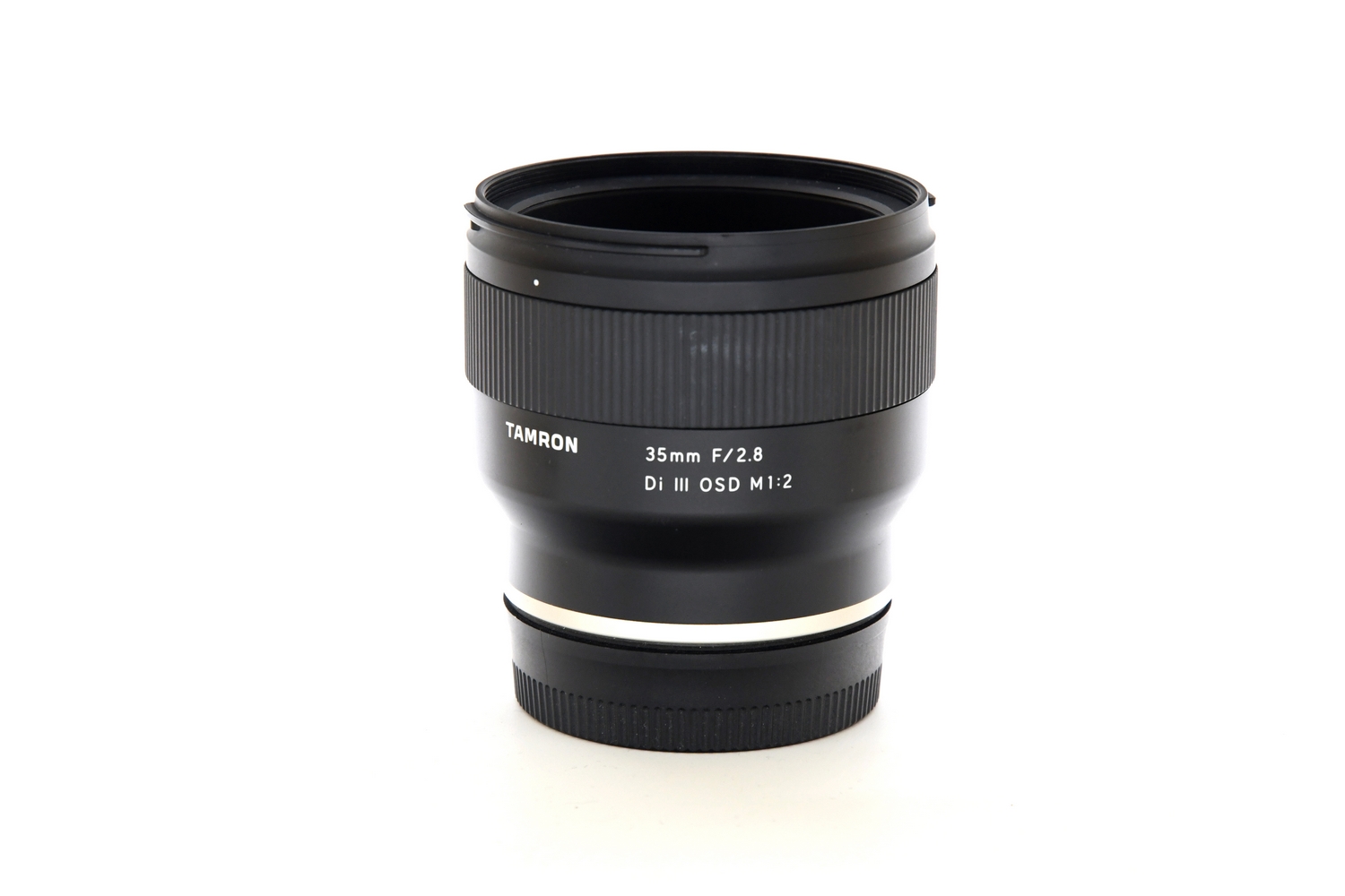Объектив Tamron 35mm f/2.8 Di III OSD M1:2 Sony E (состояние 4) (б/у)