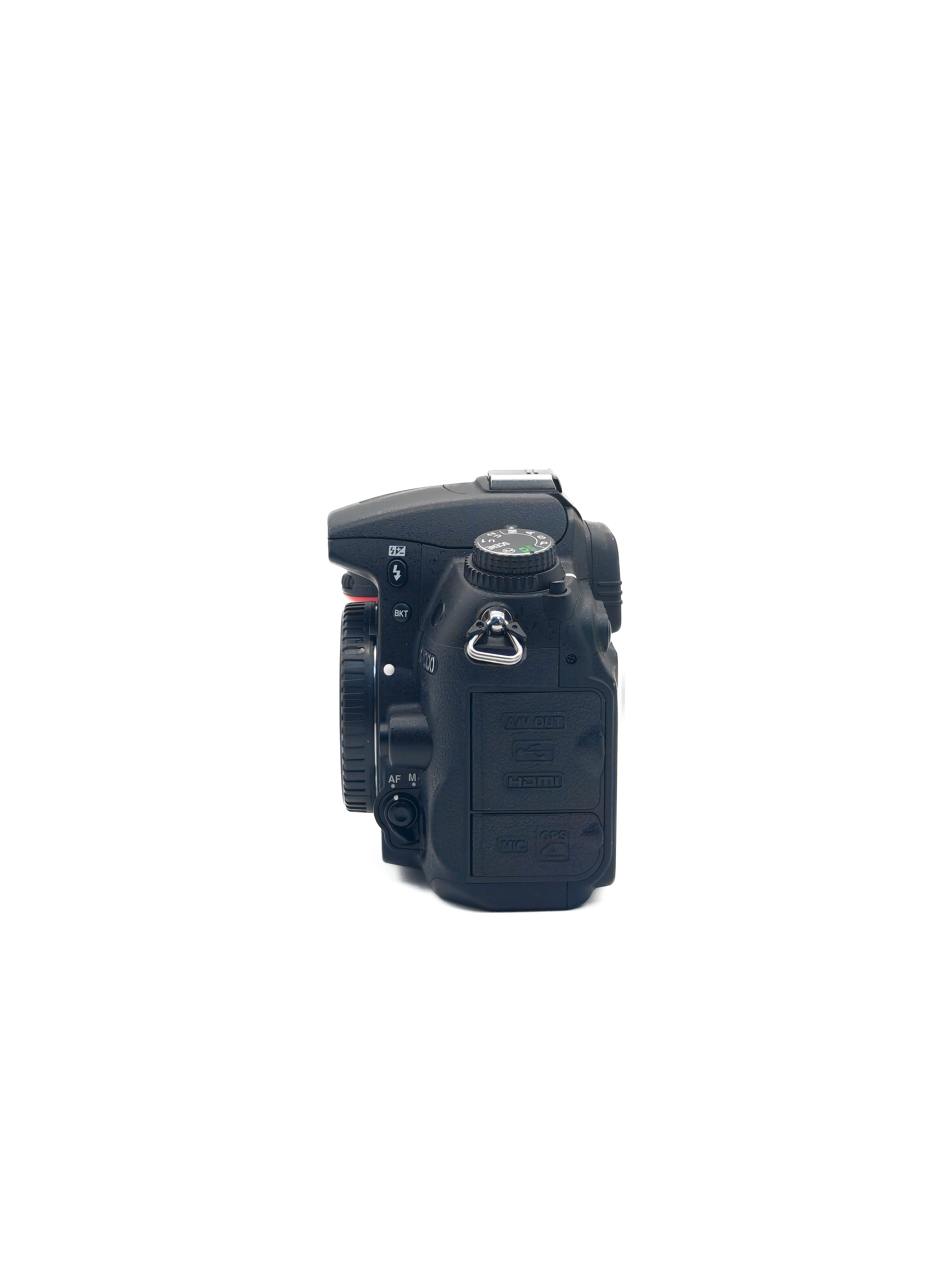 Зеркальный фотоаппарат Nikon D7000 Body (состояние 5) (б/у)