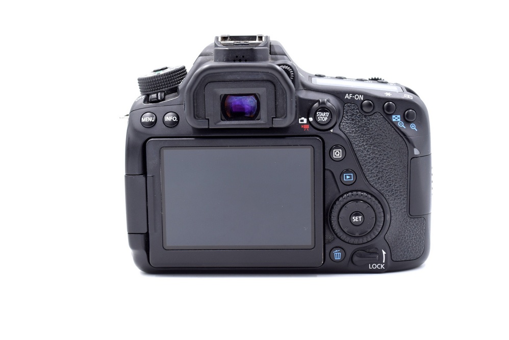 Зеркальный фотоаппарат Canon EOS 80D Body (состояние 5-) (б/у)