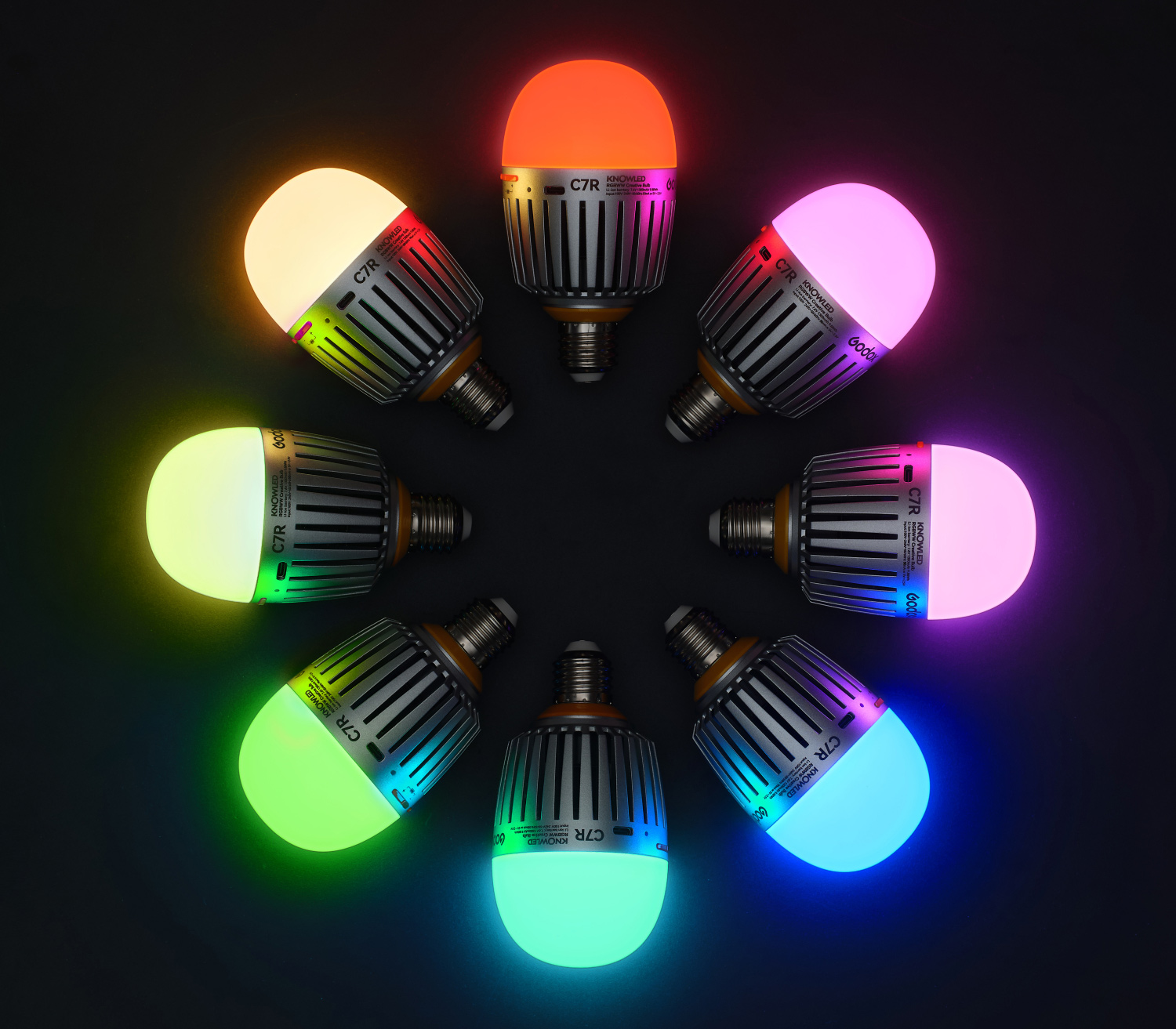 Осветитель Godox Knowled C7R, RGB, 2000-10000K, 7 Вт