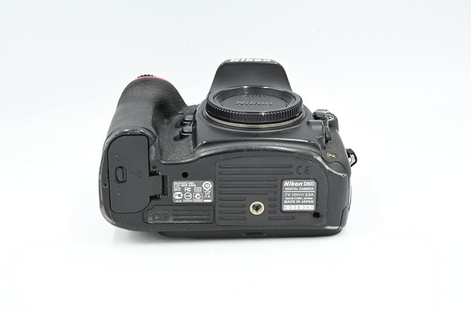 Зеркальный фотоаппарат Nikon D800 Body (состояние 3) (б/у)