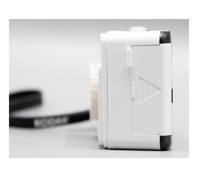 Плёночный фотоаппарат Kodak Ultra i60 Film Camera Light Beige