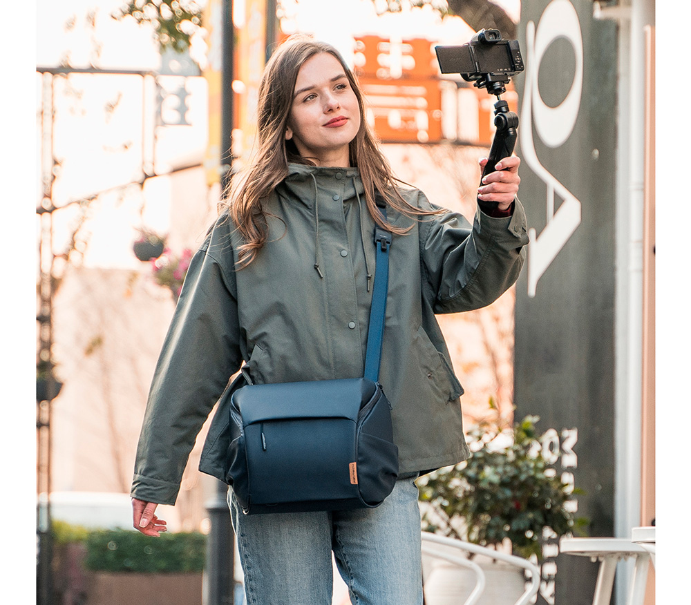 Сумка PGYTECH OneGo Shoulder Bag 6L Deep Navy (уцененный)