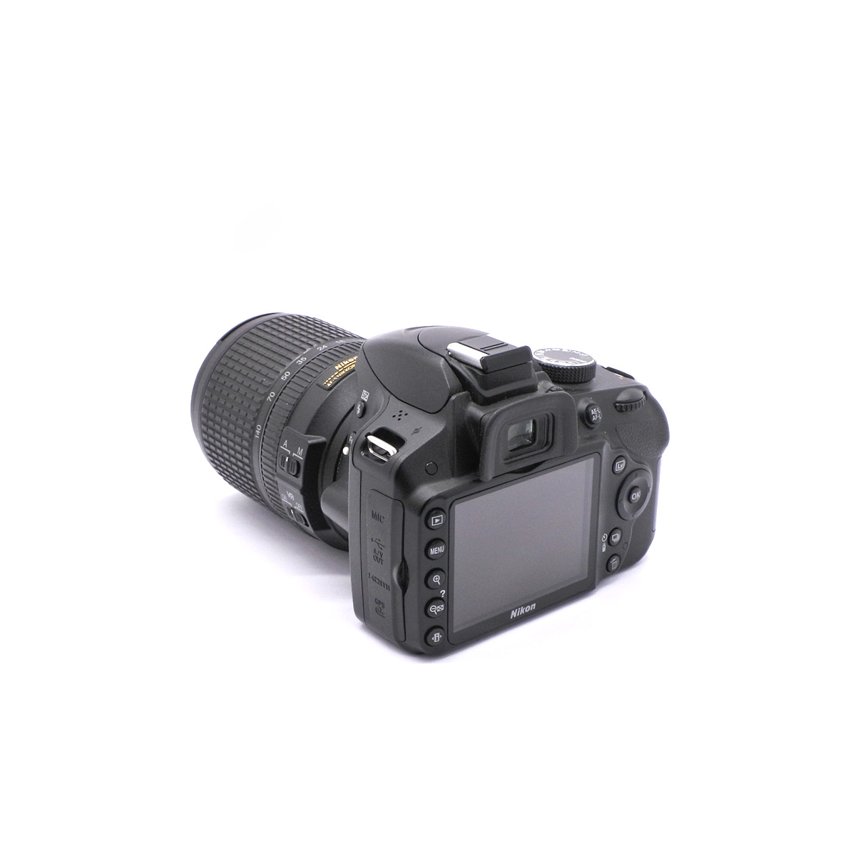 Зеркальный фотоаппарат Nikon D3200 Kit AF-S 18-140mm f/3.5-5.6G VR DX (состояние 4) (б/у)