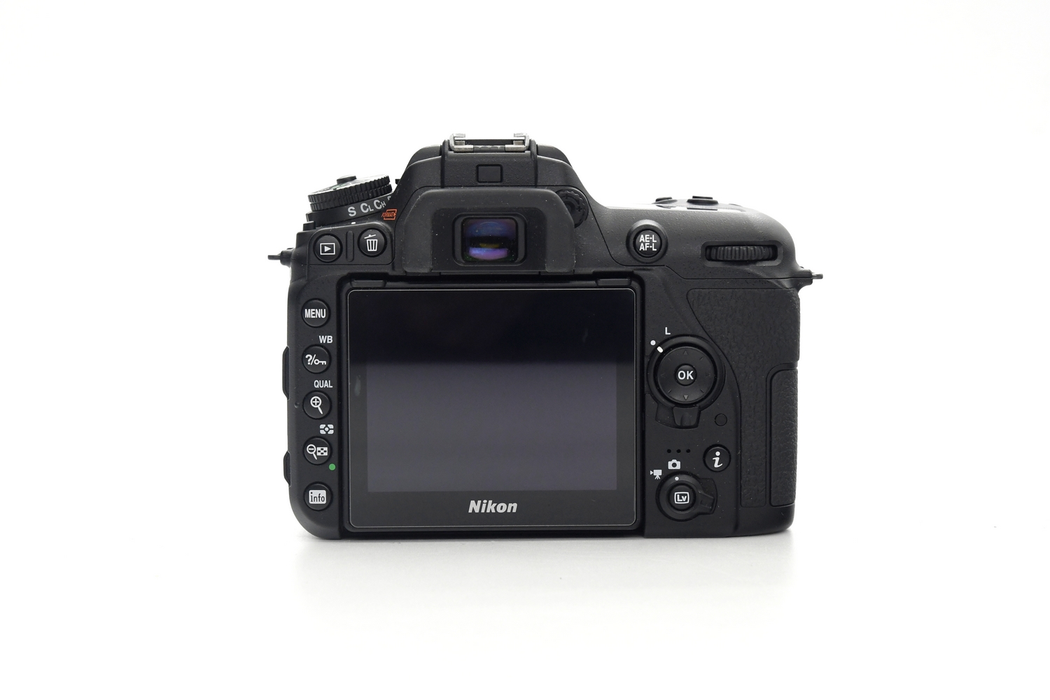 Зеркальный фотоаппарат Nikon D7500 Body (состояние 5) (б/у)