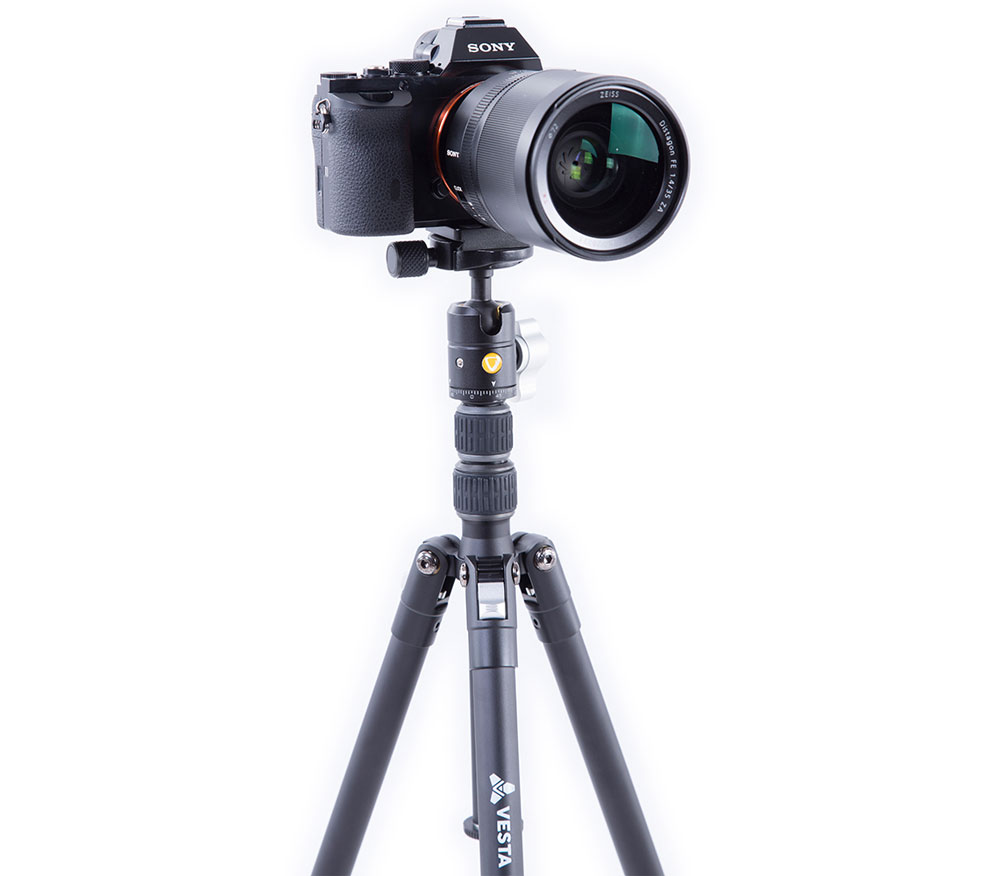Штатив Vanguard VESTA TB204AB