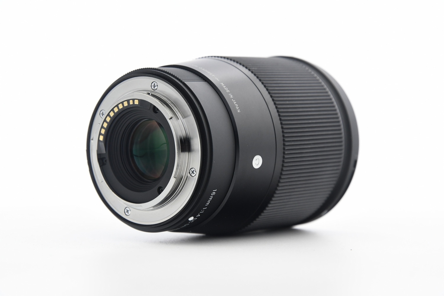 Объектив Sigma 16mm f/1.4 DC DN Fuji X (состояние like new) (б/у)