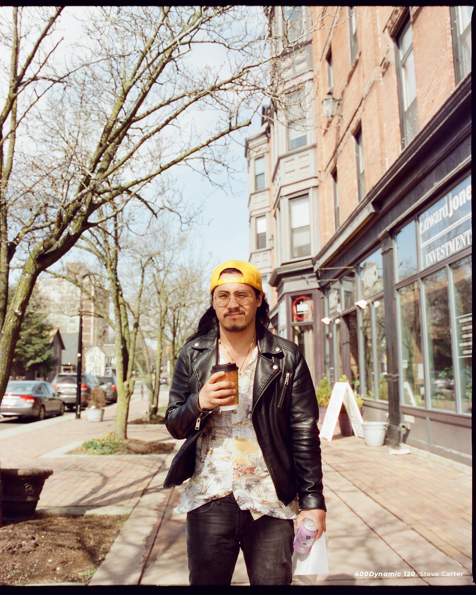 Фотопленка CineStill 400 Dynamic Versatile Color Negative 120