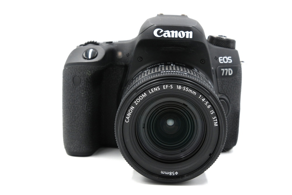 Зеркальный фотоаппарат Canon EOS 77D kit 18-55 IS STM (состояние 5) (б/у)