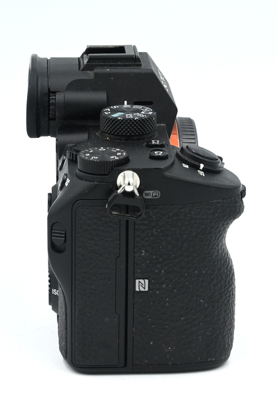 Беззеркальный фотоаппарат Sony A7 III Body (состояние 5-) (б/у)