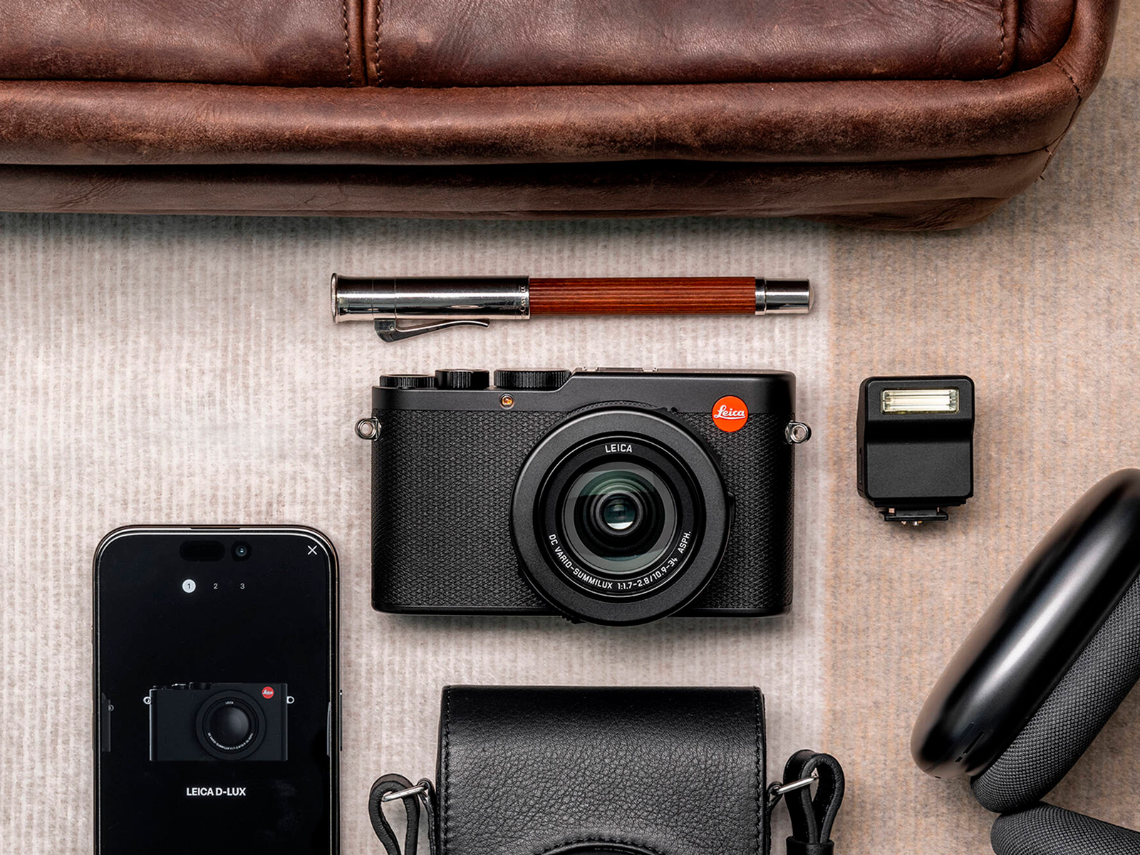 Компактный фотоаппарат Leica D-Lux 8 черный