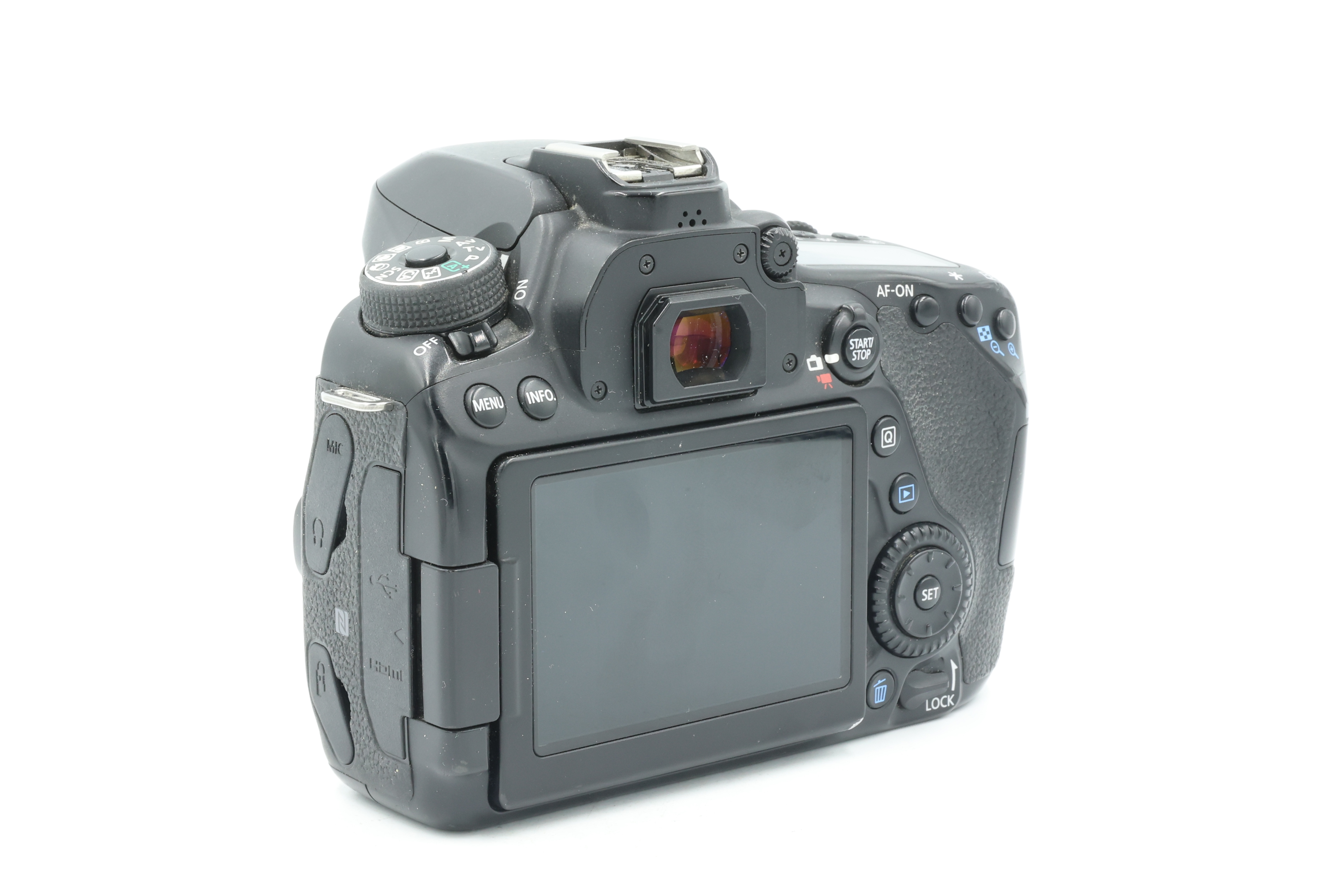 Зеркальный фотоаппарат Canon EOS 80D Body (состояние 4) (б/у)