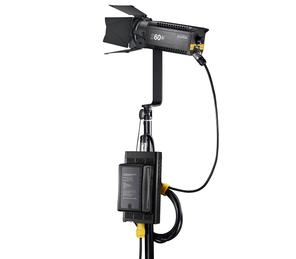 Осветитель Godox S60Bi, 77 Вт, светодиодный, фокусируемый, 2800-6500 К