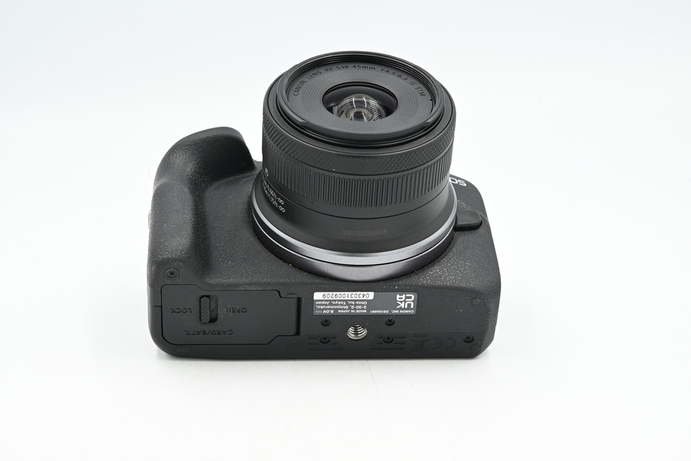 Беззеркальный фотоаппарат Canon EOS R100 Kit 18-45mm IS STM (состояние 5-) (б/у)