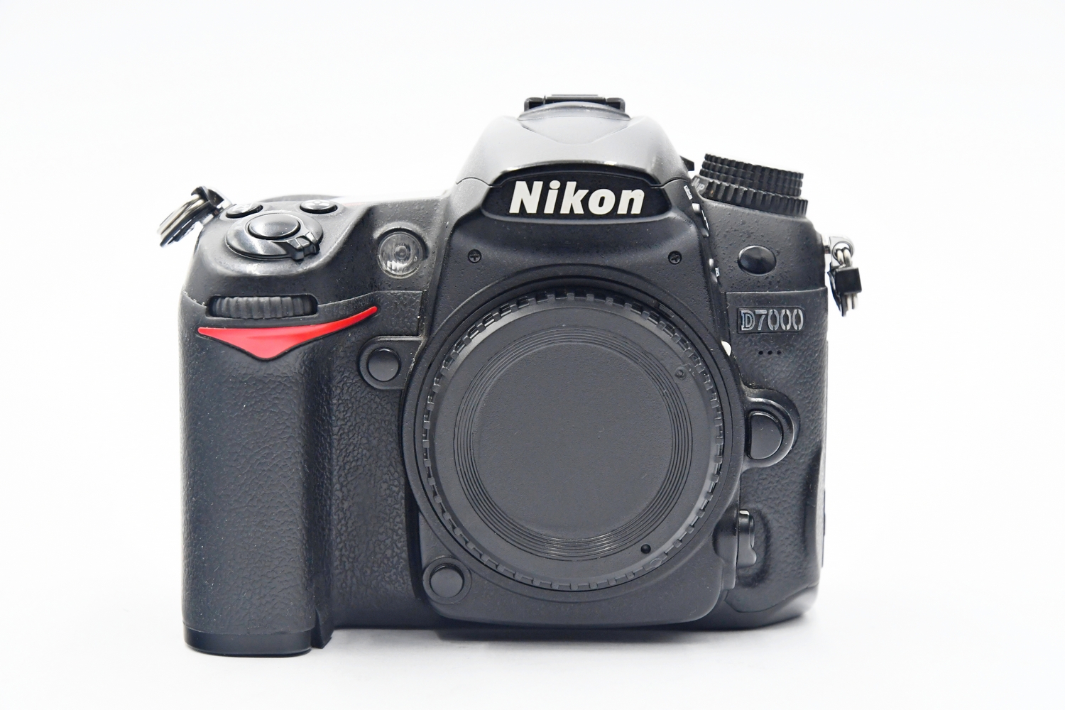 Зеркальный фотоаппарат Nikon D7000 Body (состояние 4-) (б/у)