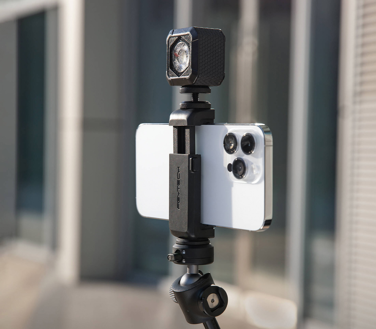 Держатель для телефона PGYTECH Versatile Smartphone Holder