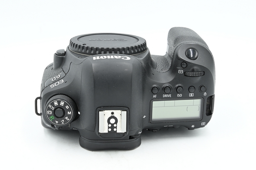 Зеркальный фотоаппарат Canon EOS 6D Mark II body (состояние 5-) (б/у)