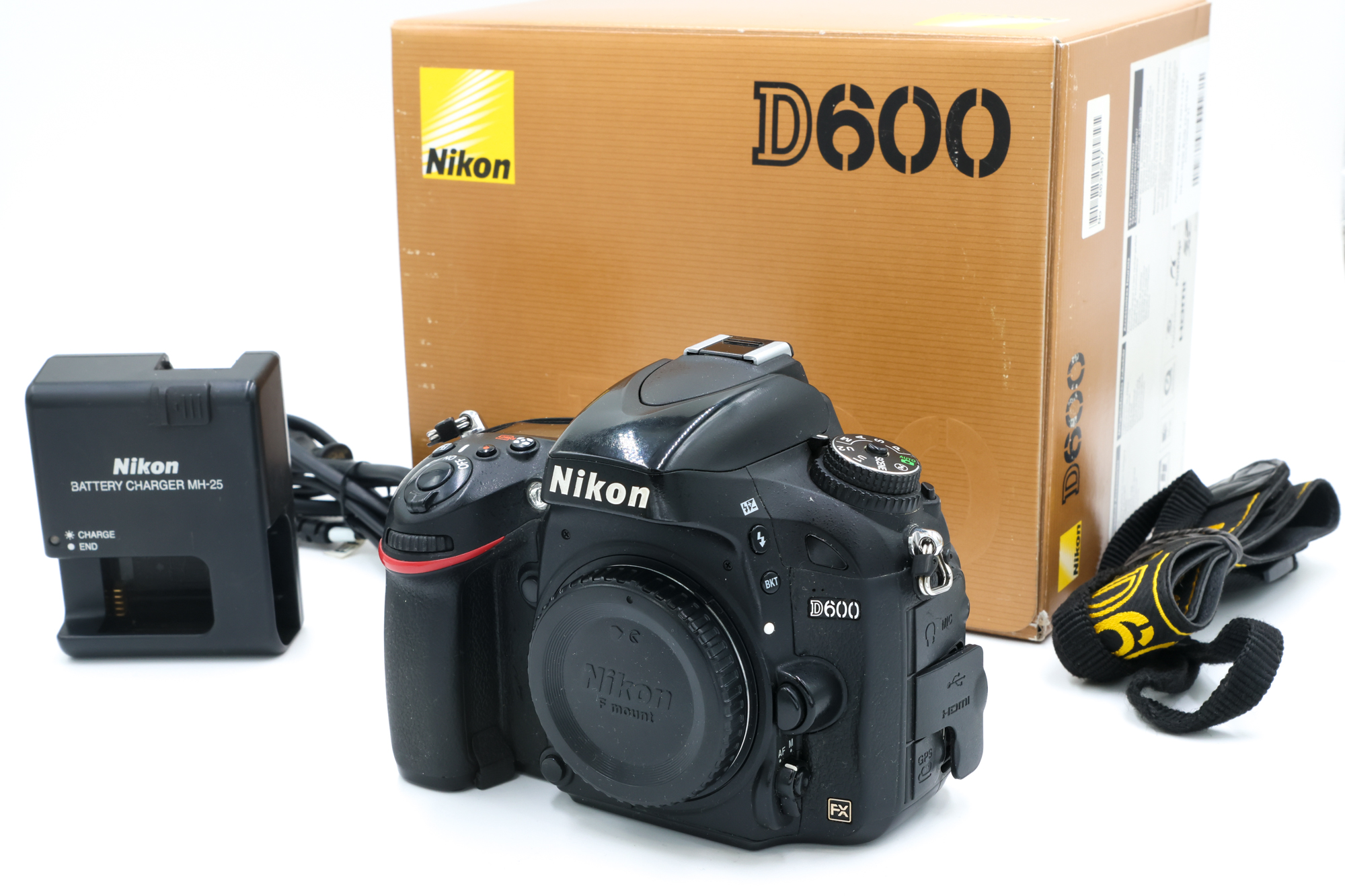 Зеркальный фотоаппарат Nikon D600 Body (состояние 4) (б/у)