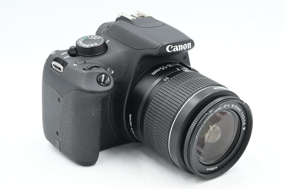 Зеркальный фотоаппарат Canon EOS 1200D Kit 18-55mm III (состояние 5-) (б/у)