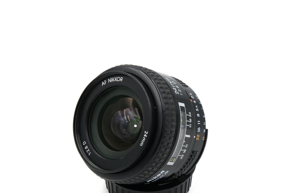 Объектив Nikon 24mm f/2.8D AF Nikkor (состояние 4) (б/у)