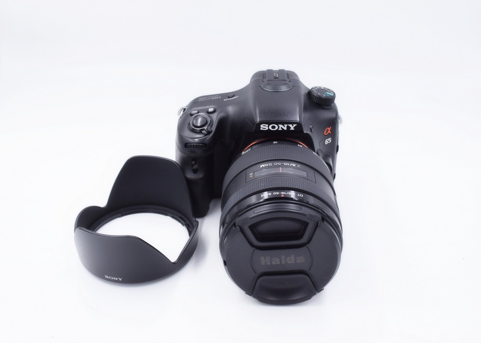 Зеркальный фотоаппарат Sony Alpha 65 + Sony A 16-50 mm f/2.8 DT SSM (состояние 4) (б/у)