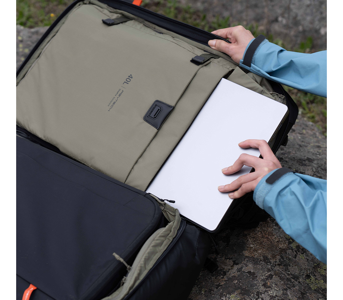 Рюкзак PGYTECH OnePro Flex 40L + Camera Insert M, цвет Space Black