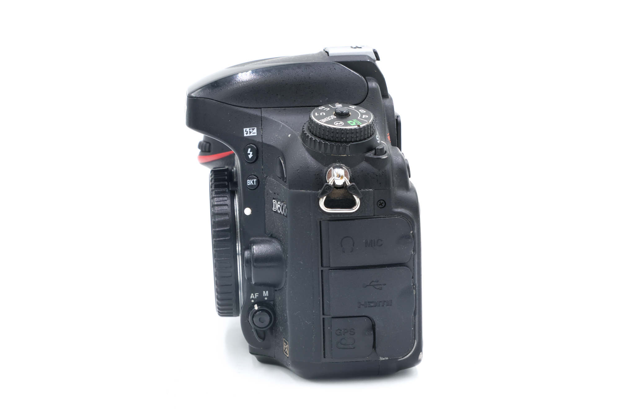 Зеркальный фотоаппарат Nikon D600 Body (состояние 4) (б/у)