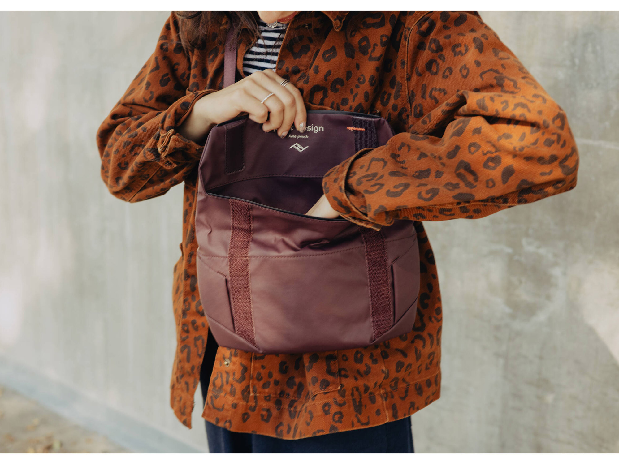 Чехол Peak Design Field Pouch, цвет Elcipse, бордо