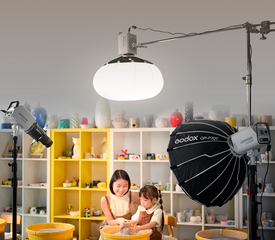 Осветитель Godox Litemons LA300R, 1800-10000К, RGB, 300 Вт