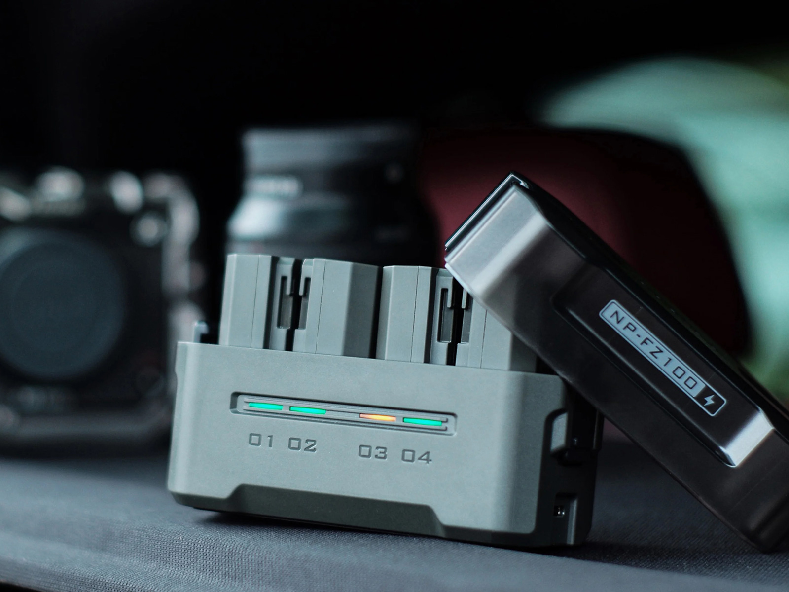 Зарядная станция Tilta Charging Station Battery Kit для 4х NP-FZ100 + 2 АКБ в комплекте