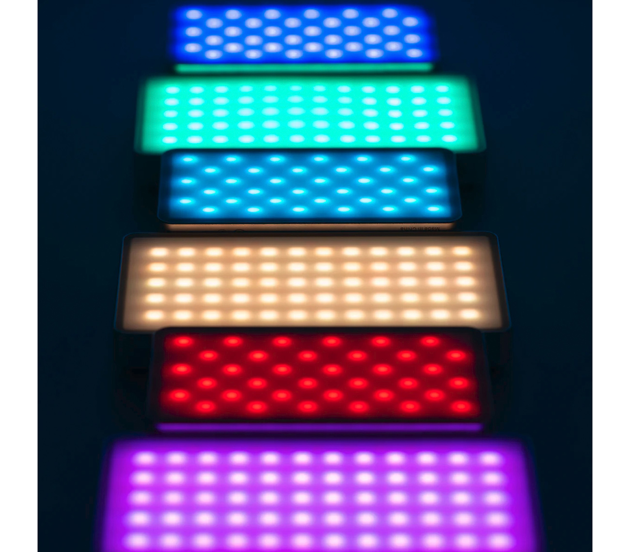 Осветитель Viltrox Retro 08X, 2500-8500К, RGB, 8 Вт